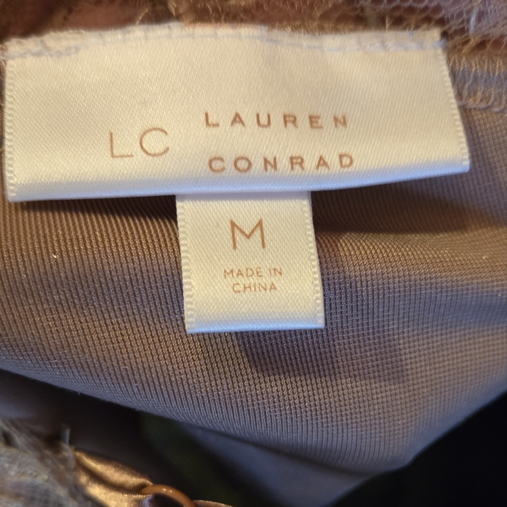 Lauren Conrad mauve crushed velvet & lace stretch camisole szM NWOT - Picture 6 of 6